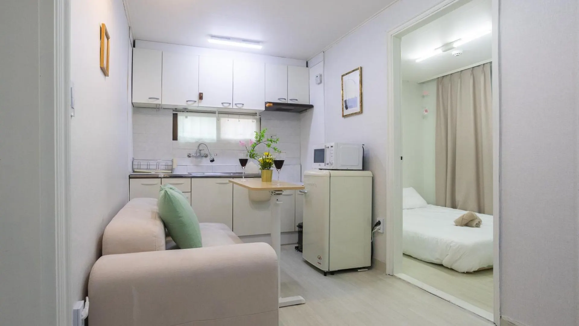 Inn Seoul - Private And Cozy Home In Bongcheon 0*,
